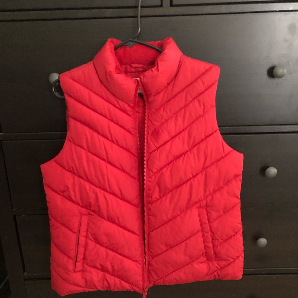 Red Puffer Vest in Size Large